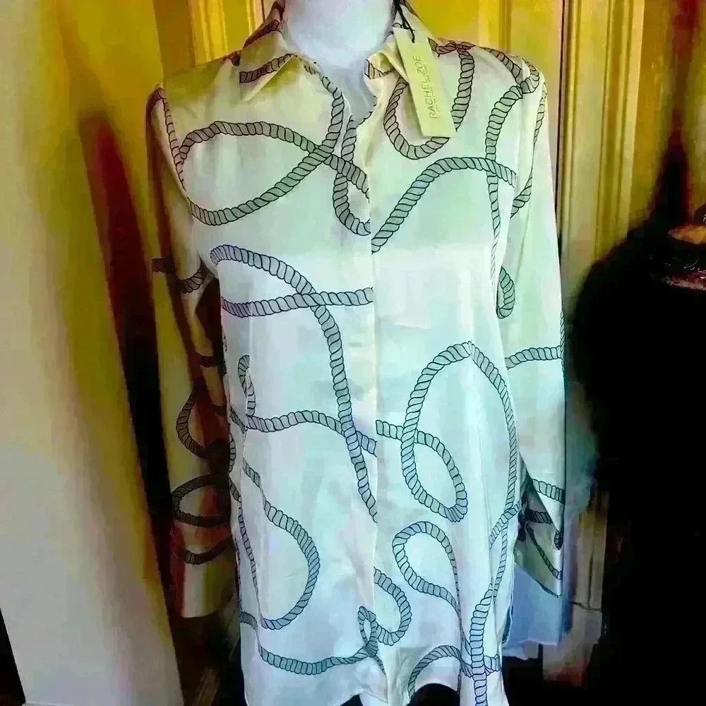 Rachael Zoe blouse chain print white and gray.  XS. Length 26” sleeve 24”NWT - Picture 4 of 8
